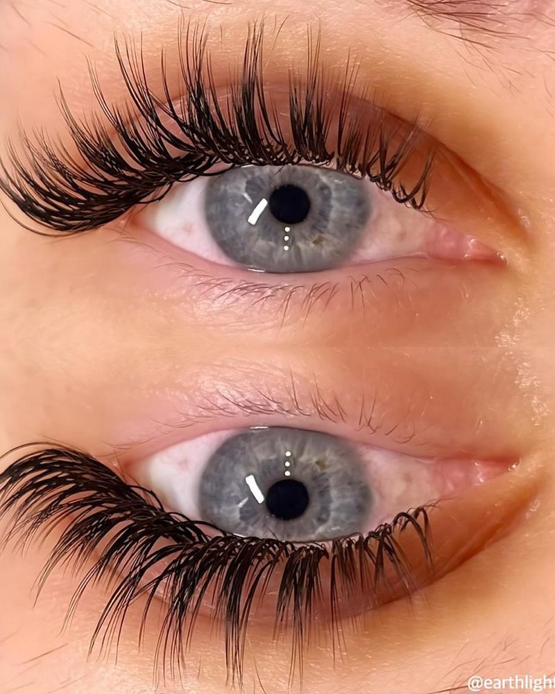 Wet look lash set before and after on blue eyes
